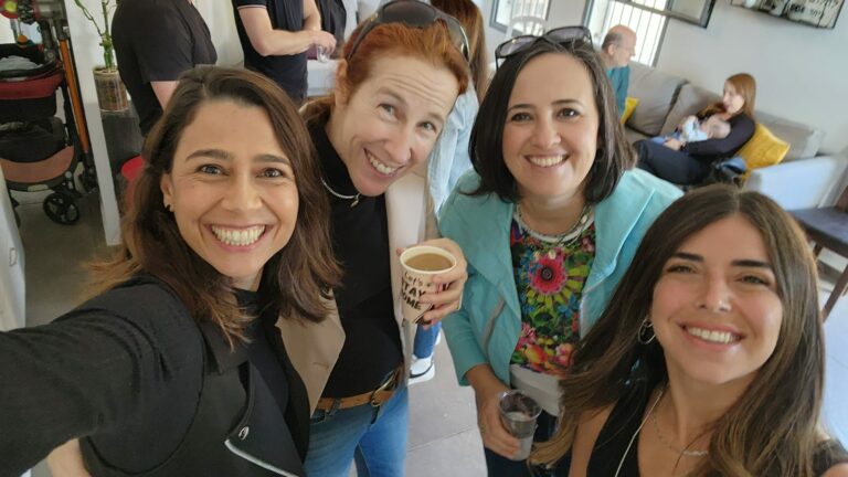 גלריה עמוד הבית