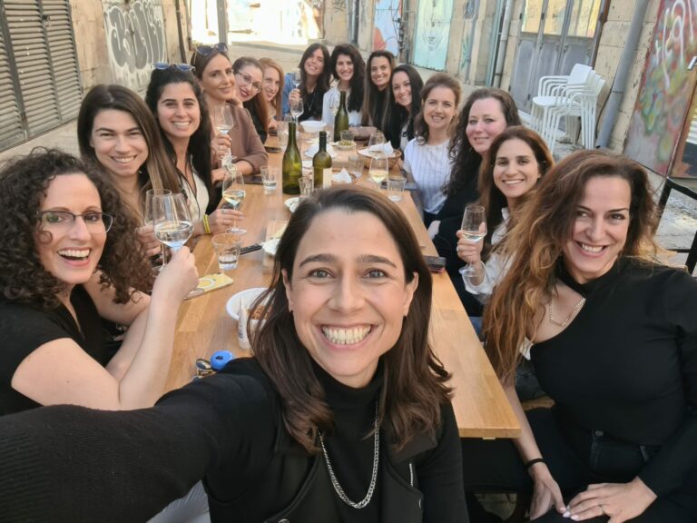 גלריה עמוד הבית